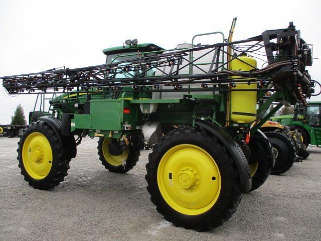 Image of John Deere 4830 equipment image 2