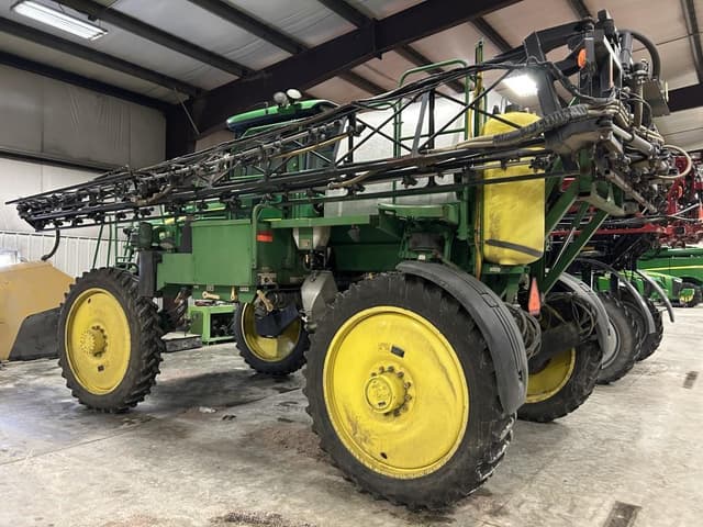 Image of John Deere 4830 equipment image 3