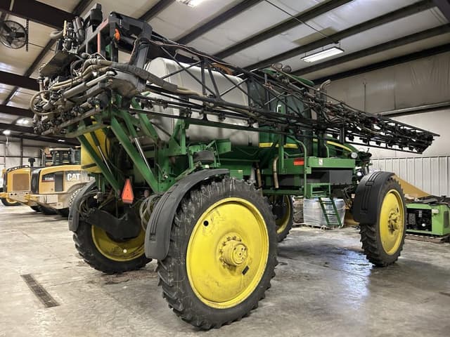 Image of John Deere 4830 equipment image 4