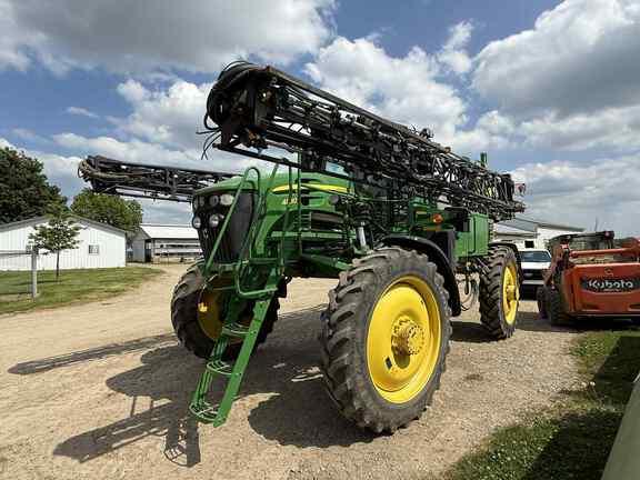 Image of John Deere 4830 Primary image