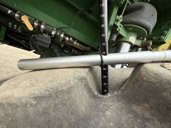 Image of John Deere 4830 equipment image 4