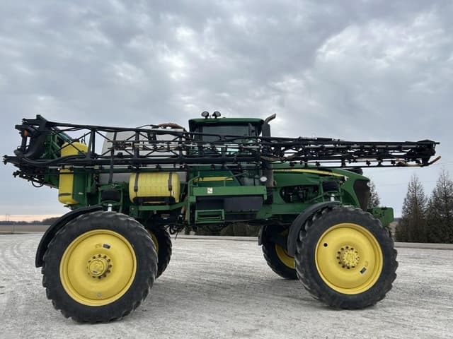 Image of John Deere 4830 equipment image 3