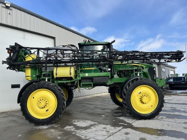 Image of John Deere 4830 equipment image 3