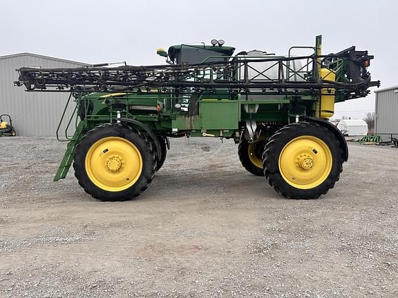 Image of John Deere 4830 equipment image 1