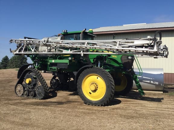Image of John Deere 4830 Primary image