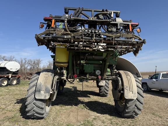 Image of John Deere 4830 equipment image 4