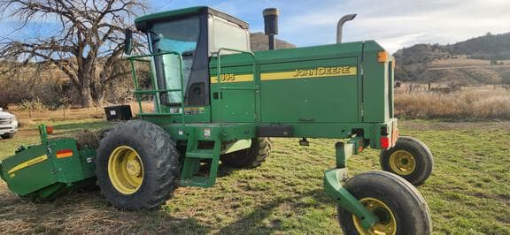 Image of John Deere 4895 equipment image 4