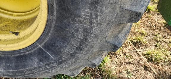 Image of John Deere 4895 equipment image 4