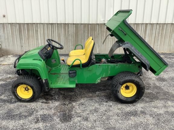 Image of John Deere Turf TX equipment image 4