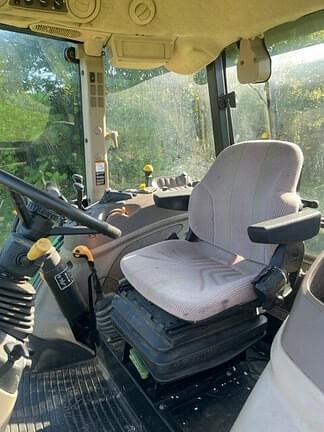 Image of John Deere 5095M equipment image 3