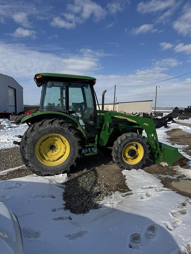 Image of John Deere 5101E equipment image 4