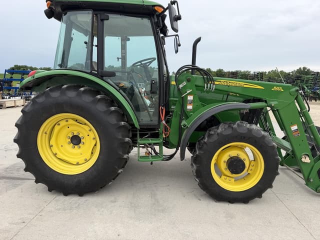 Image of John Deere 5101E equipment image 2