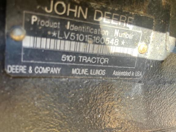 Image of John Deere 5101E equipment image 4