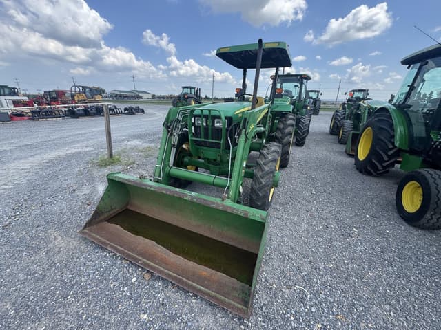 Image of John Deere 5103 equipment image 2