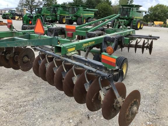 Image of John Deere 512 equipment image 1