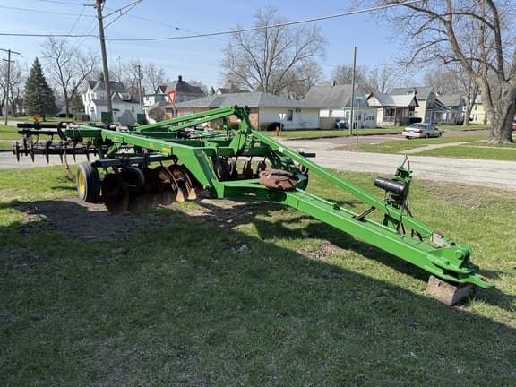 Image of John Deere 512 Primary image