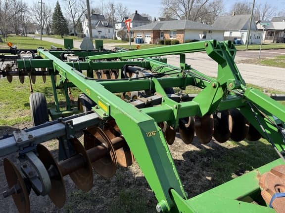 Image of John Deere 512 equipment image 3