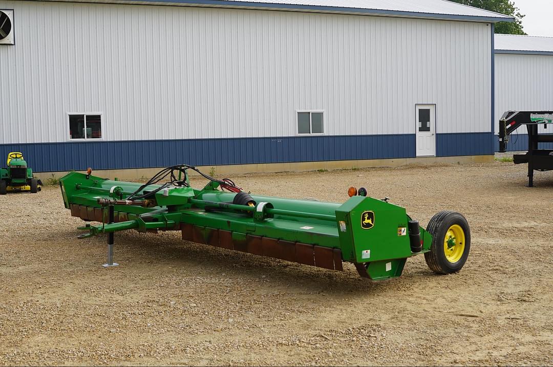 Image of John Deere 520 Primary image
