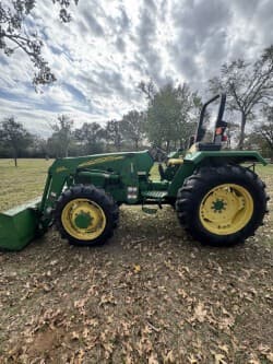 Image of John Deere 5203 Primary image