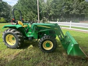 2008 John Deere 5203 Image