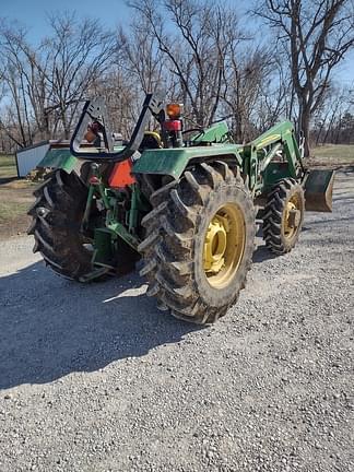 Image of John Deere 5203 equipment image 3