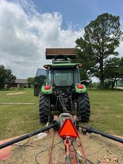 Image of John Deere 5225 equipment image 4