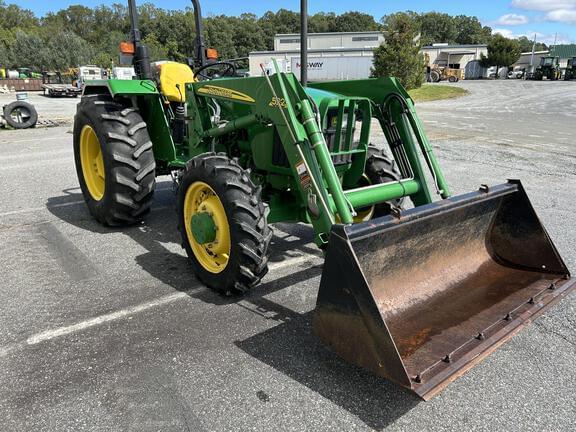 Image of John Deere 5303 equipment image 2
