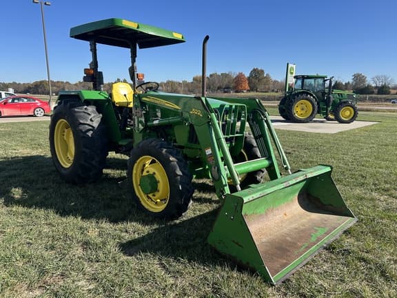 Image of John Deere 5303 equipment image 3
