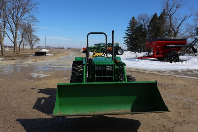 Image of John Deere 5303 equipment image 3