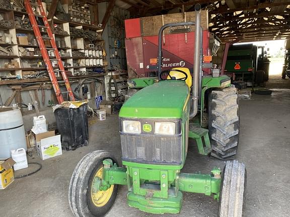 Image of John Deere 5303 equipment image 1