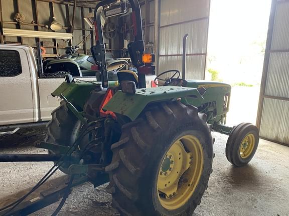 Image of John Deere 5303 equipment image 3