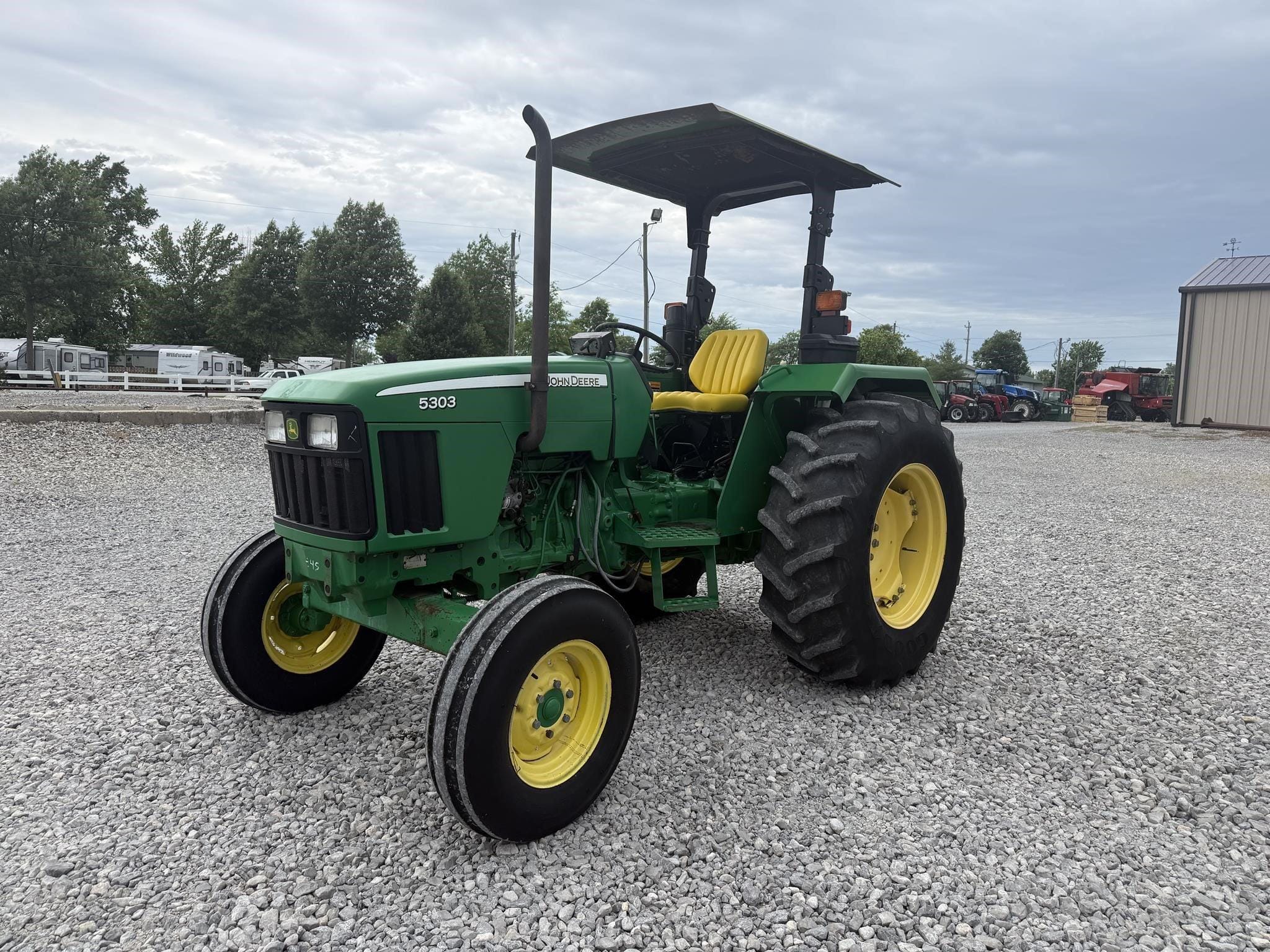 2008 John Deere 5303 Equipment Image0