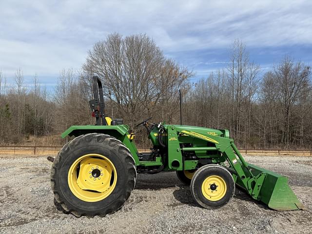 Image of John Deere 5303 equipment image 2