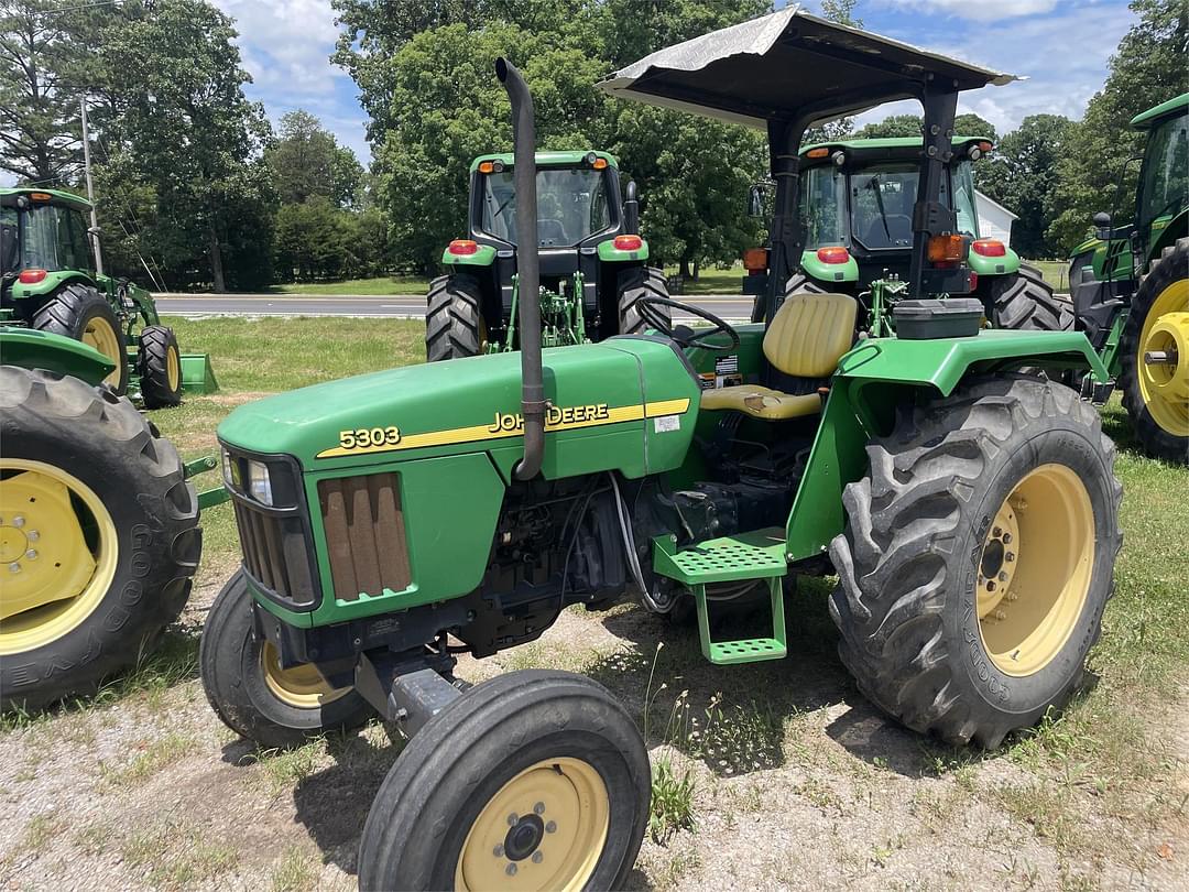 Image of John Deere 5303 Primary image