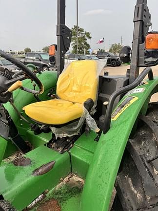 Image of John Deere 5325 equipment image 4