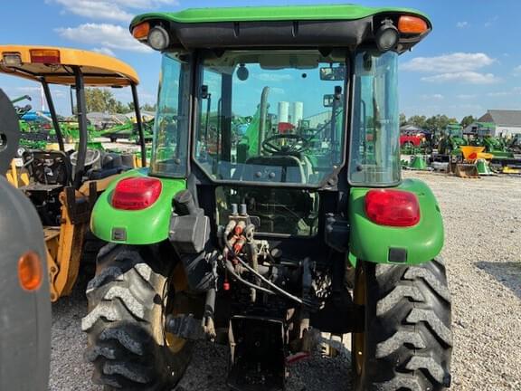 Image of John Deere 5325 equipment image 2