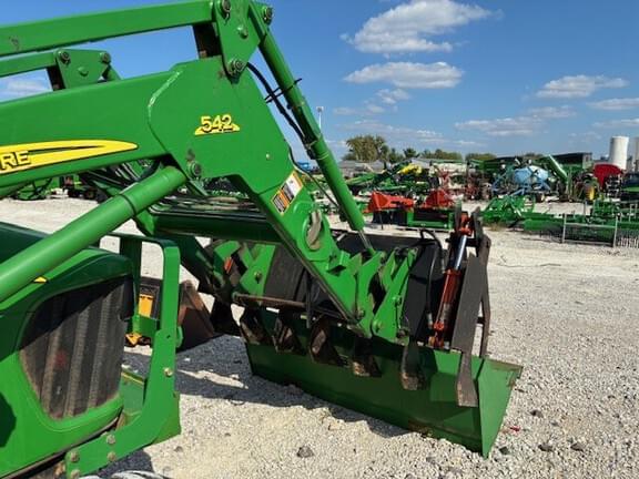 Image of John Deere 5325 equipment image 4