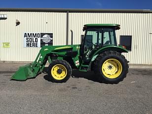 Main image John Deere 5325 1