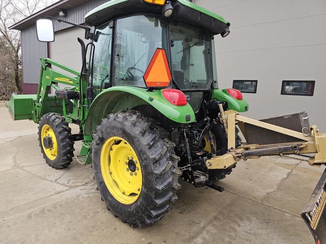 Image of John Deere 5325 equipment image 3
