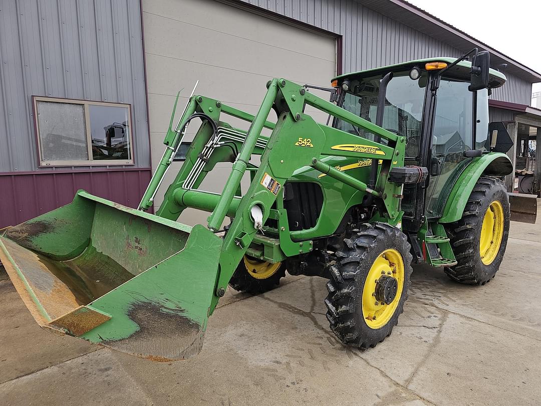 Image of John Deere 5325 Primary image