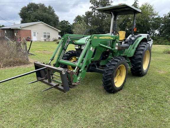 Image of John Deere 5425 Primary image