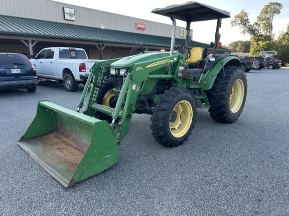 Image of John Deere 5425 Primary image