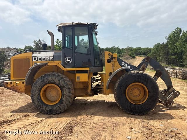 Image of John Deere 544J equipment image 3