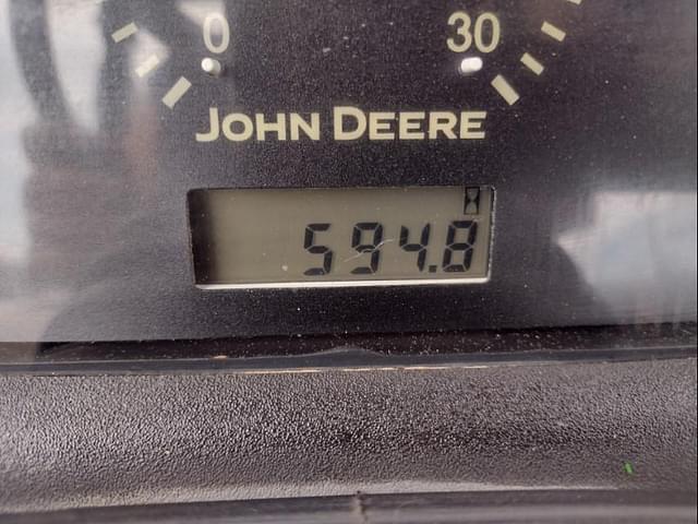 Image of John Deere 5525 equipment image 4