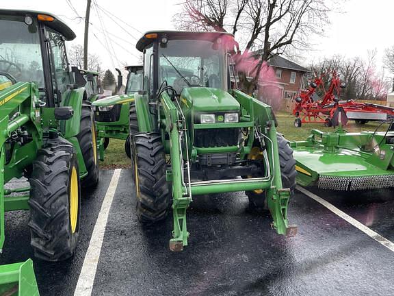 Image of John Deere 5525 equipment image 1