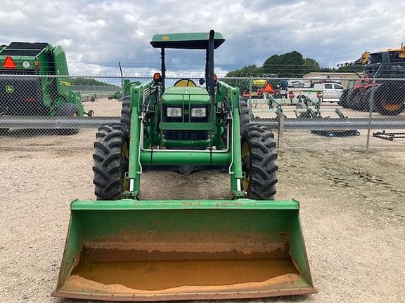 Image of John Deere 5525 equipment image 2