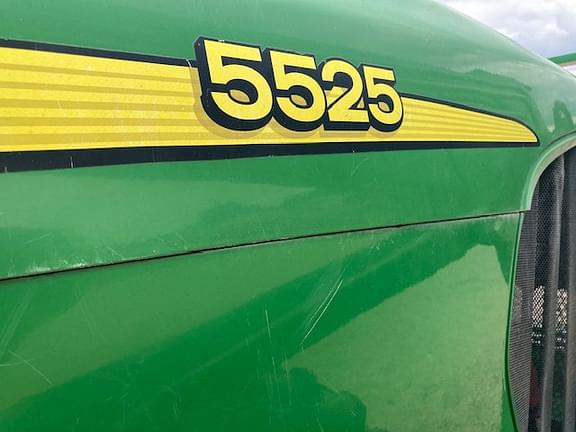 Image of John Deere 5525 equipment image 3