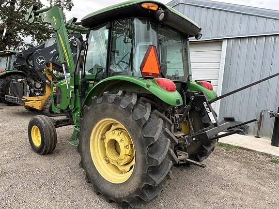 Image of John Deere 5525 equipment image 4