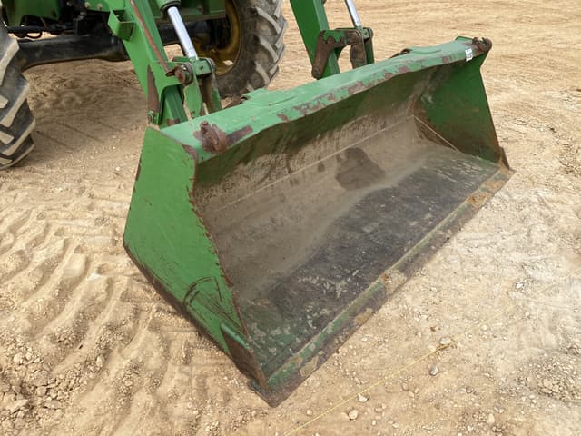 Image of John Deere 5525 equipment image 4