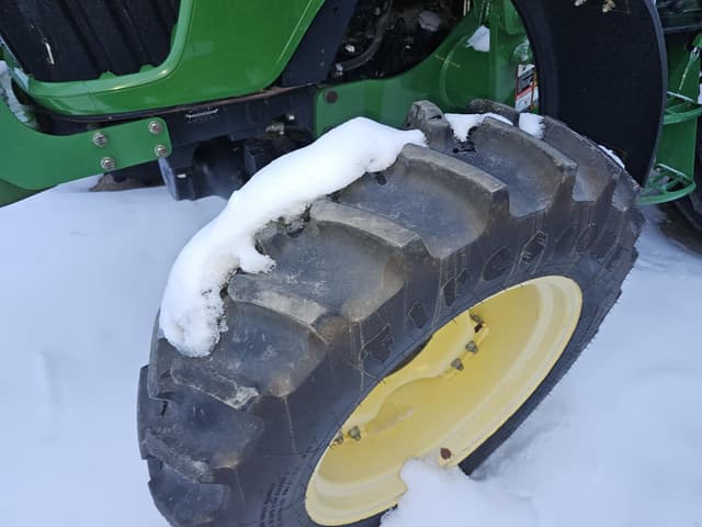 Image of John Deere 5625 equipment image 4